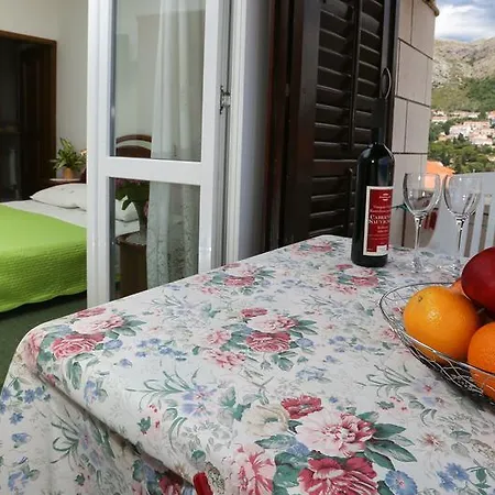 Rooms Cvetka Guest house 3*